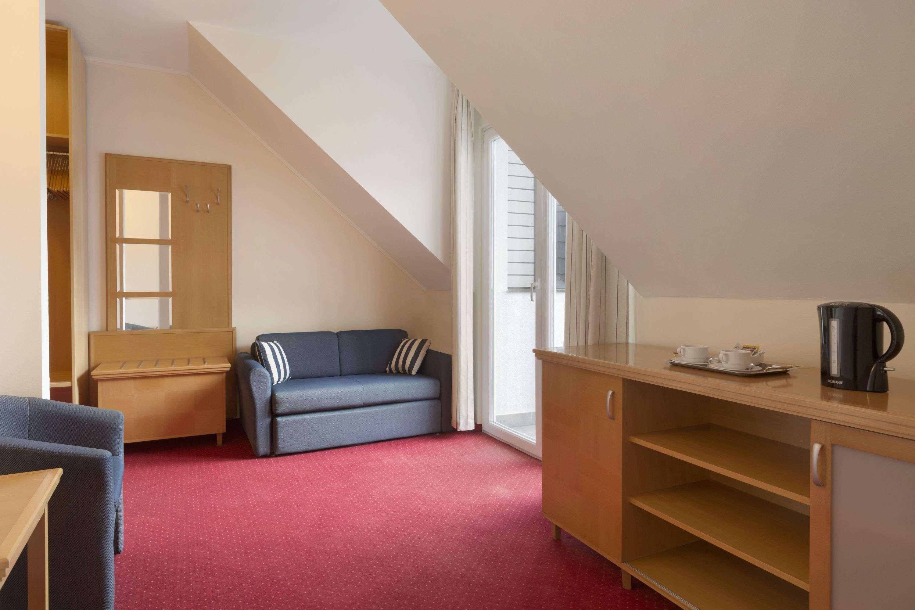 Ramada Hotel 4*